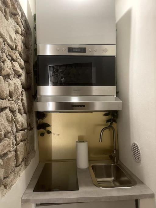 The Love Basement Apartment Rome Exterior photo